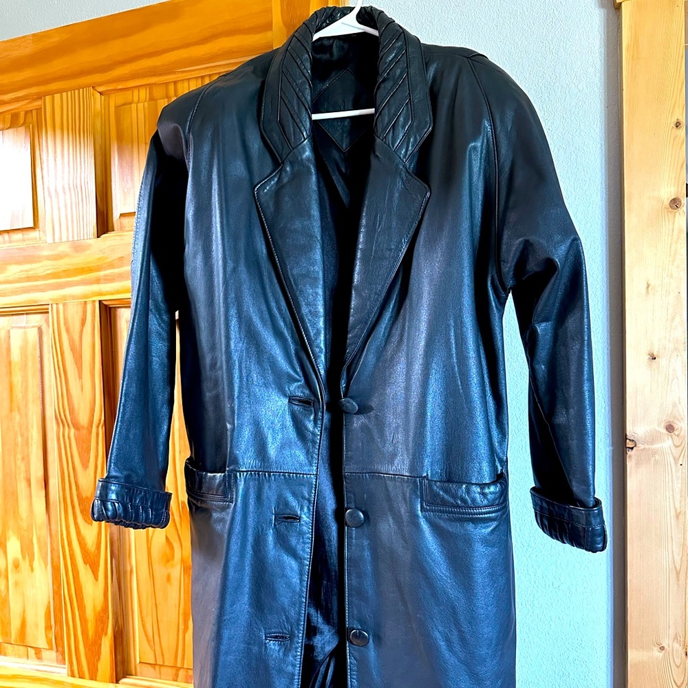 Jacqueline Ferrar genuine leather trench coat